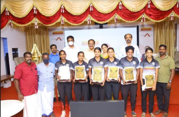 മികച്ച വിജയം നേടിയ വിദ്യാർത്ഥികൾക്ക് ആദരവുമായി മണപ്പുറം ഫൗണ്ടേഷൻ