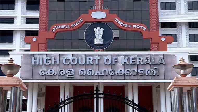 കടകളില്‍ പോകാന്‍ വാക്‌സിന്‍ സര്‍ട്ടിഫിക്കറ്റ്; സര്‍ക്കാര്‍ നിബന്ധനകള്‍ക്കെതിരെ ഹൈക്കോടതിയില്‍ ഹര്‍ജി